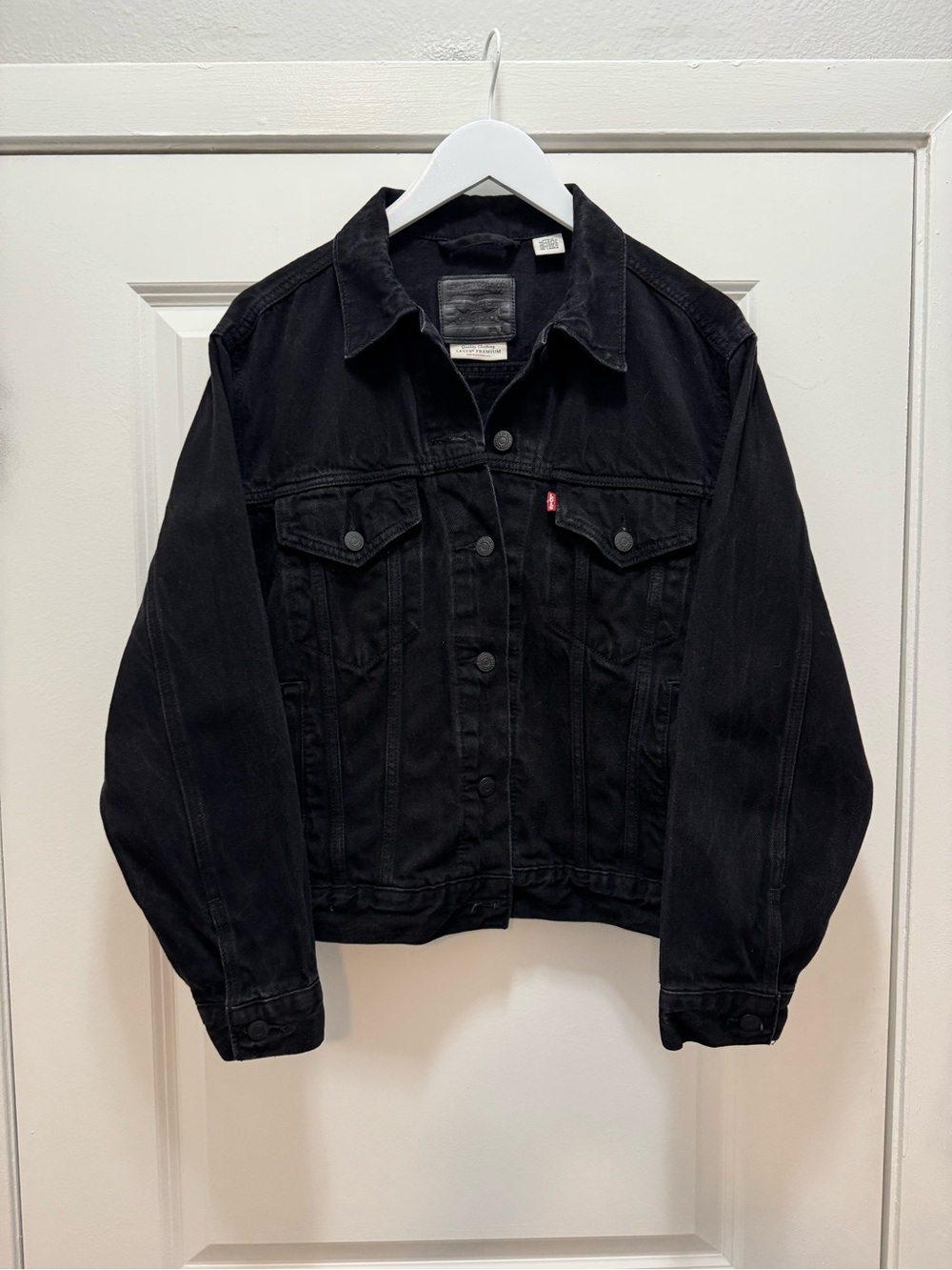 Levi’s Premium Denim Trucker Jacket All Black